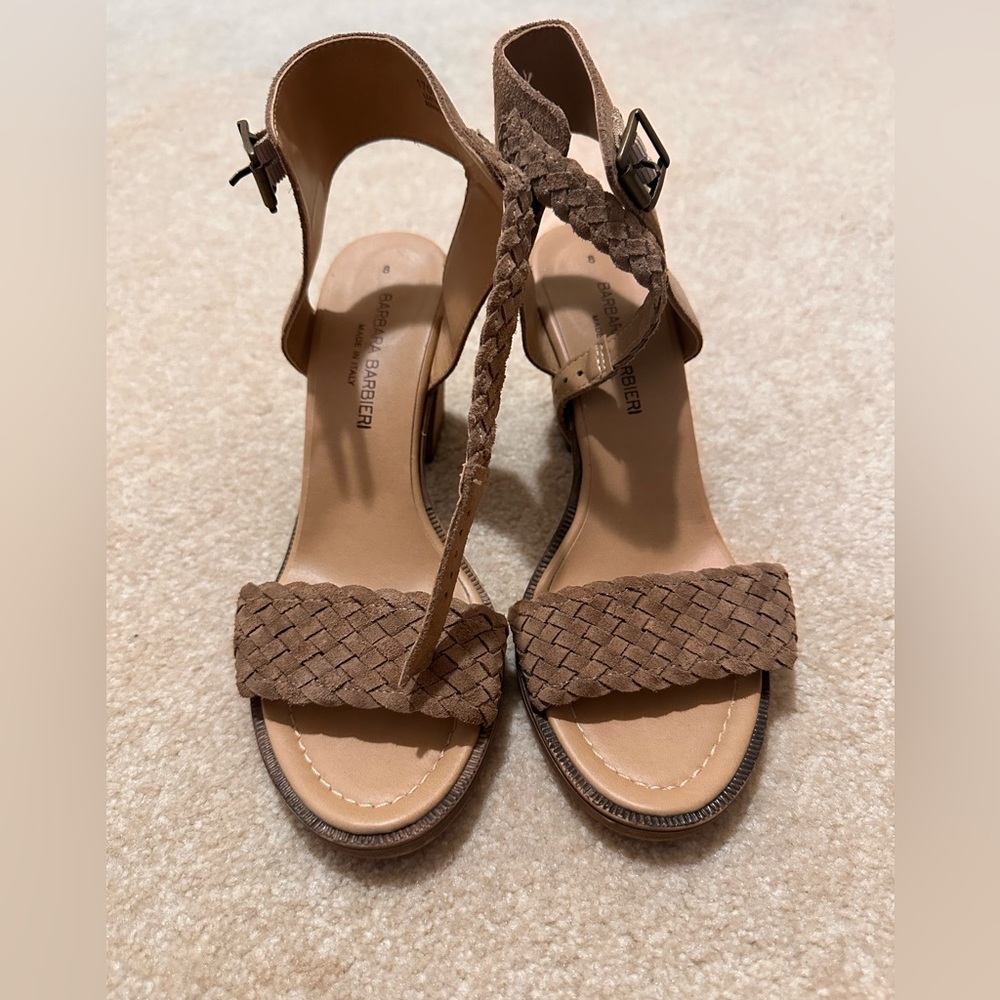 Chic Braided Tan Sandals